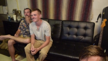 Hollandhousestudios  19-08-2021 video shy